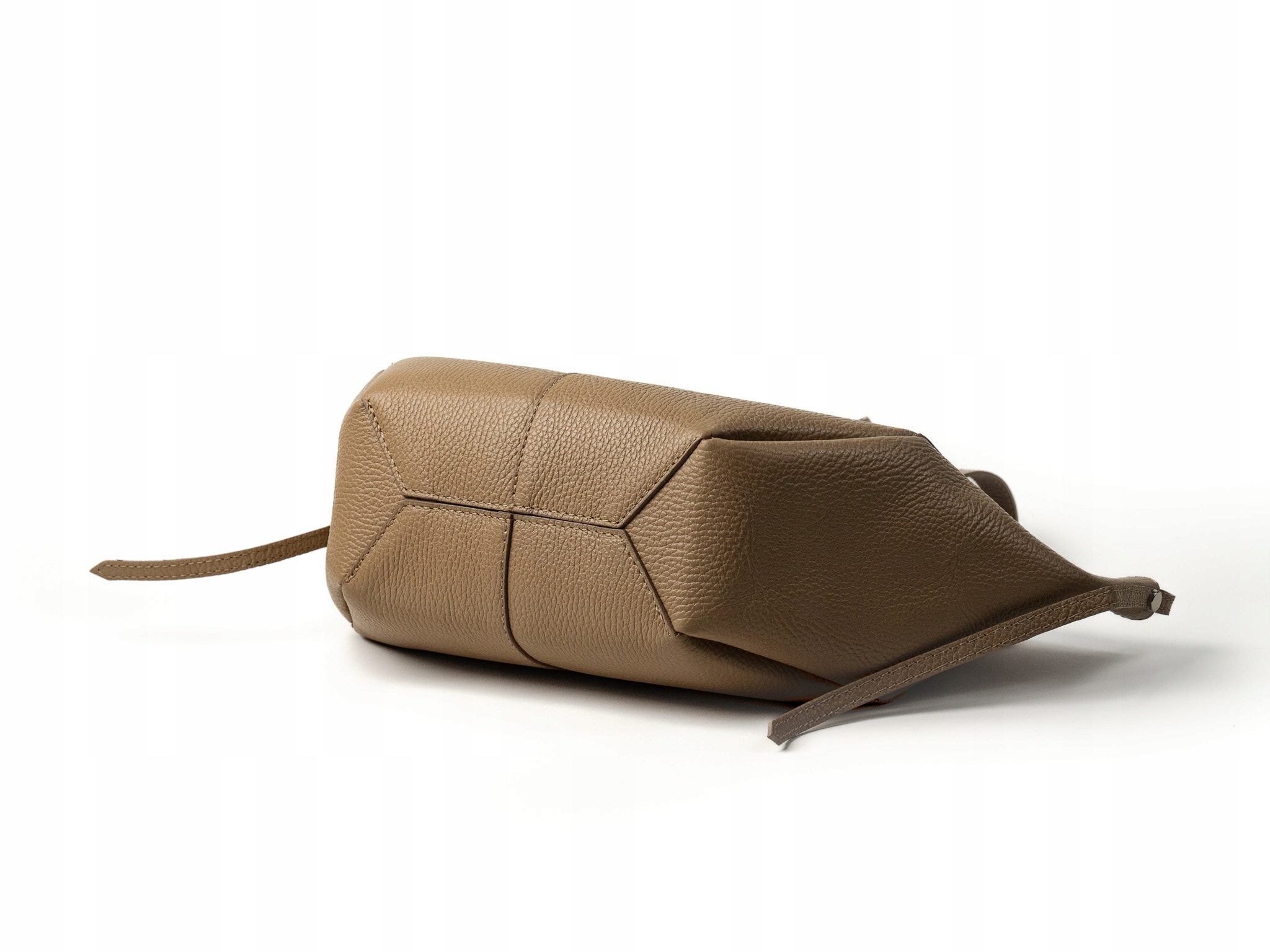 TOREBKA CELIA MAŁA SKÓRZANA TAUPE - obrazek 4